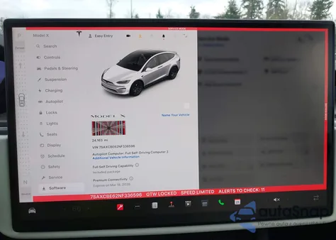 2022 Tesla Model X Plaid Tri Motor All-Wheel Drive z USA, uszkodzony, nr VIN 7SAXCBE62NF336596